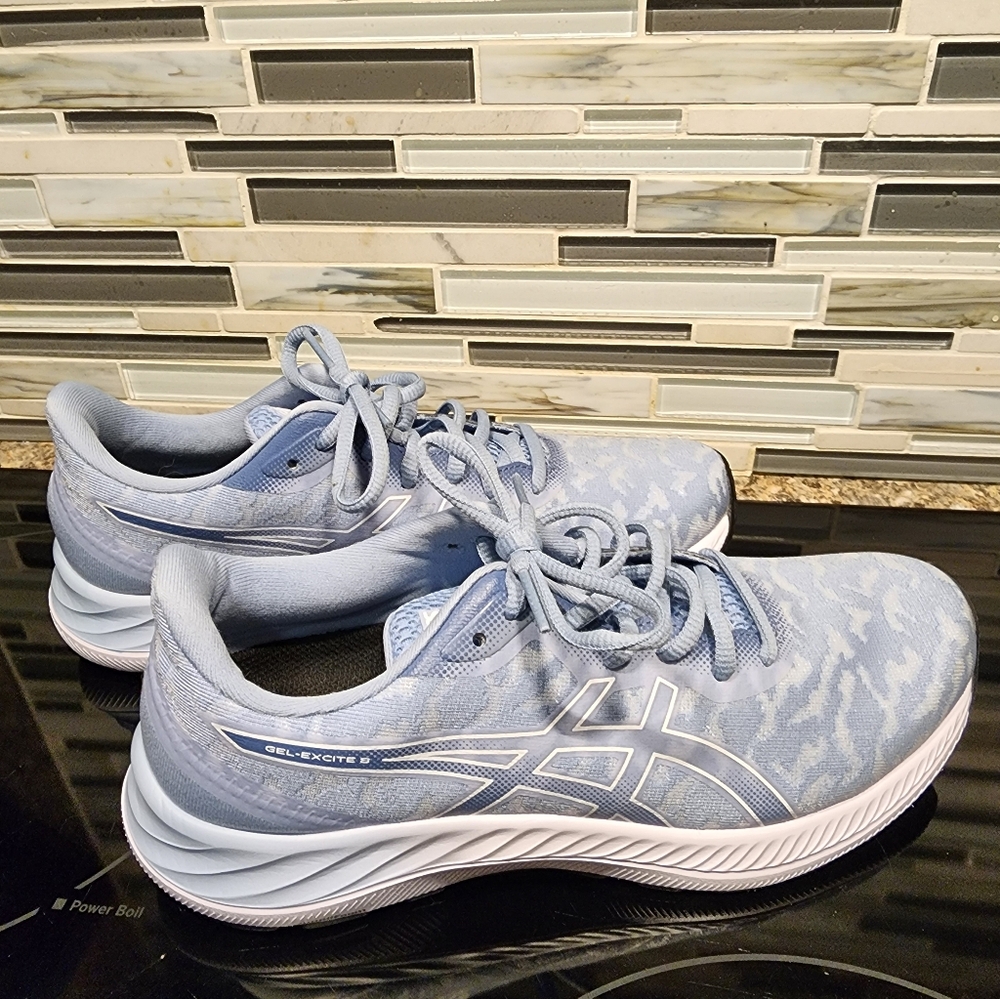 Asics Gel-Excite 8 Womens Athletic Running Shoe in Blue Camo Print sz 8-1/2 M